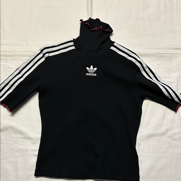 Adidas Black and White Women's Set Skirt and Top - Picture 6 of 9